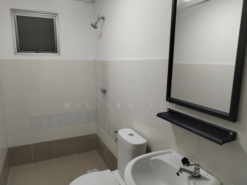 Servis Apartment untuk Dijual di Axis Crown - William Lim - Bathroom - PropertyGuru.com.my