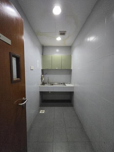 Shop / Office for Rent in Golden Triangle (KL City Centre) - Jin Ooi - Corridor - PropertyGuru.com.my