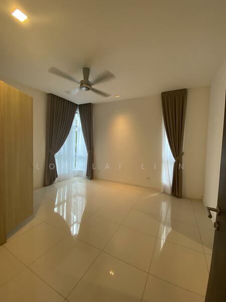 Semi-Detached House for Sale in Leisure Farm (Gelang Patah) - Low Lai Lien - Bedroom - PropertyGuru.com.my