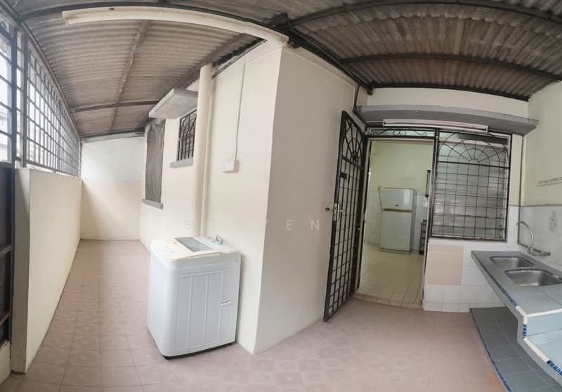 Terraced House for Rent in Taman Syabas (Ipoh) - Steven . - Wet Kitchen - PropertyGuru.com.my