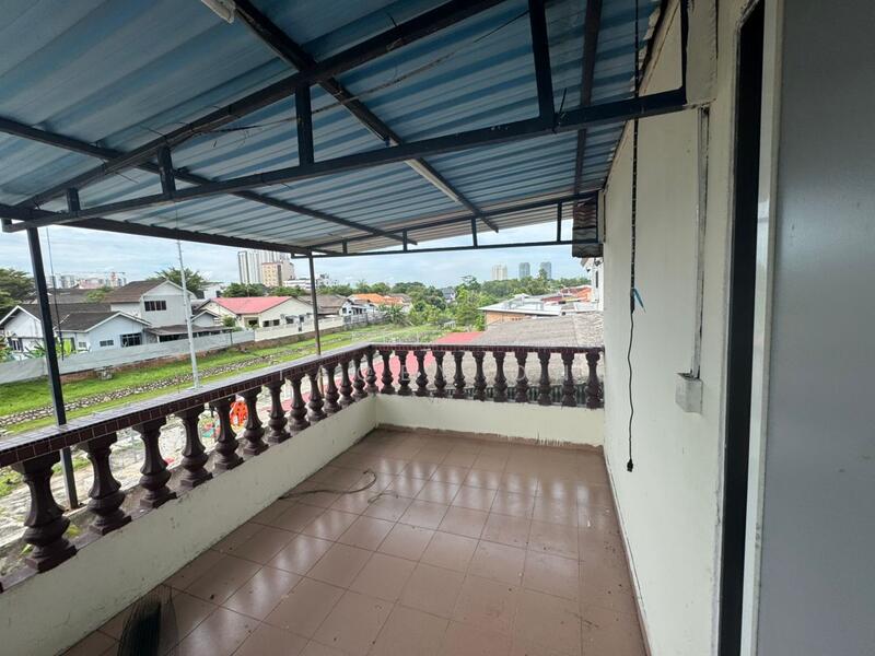 For Rent - Jb town Commercial bungalow for rent