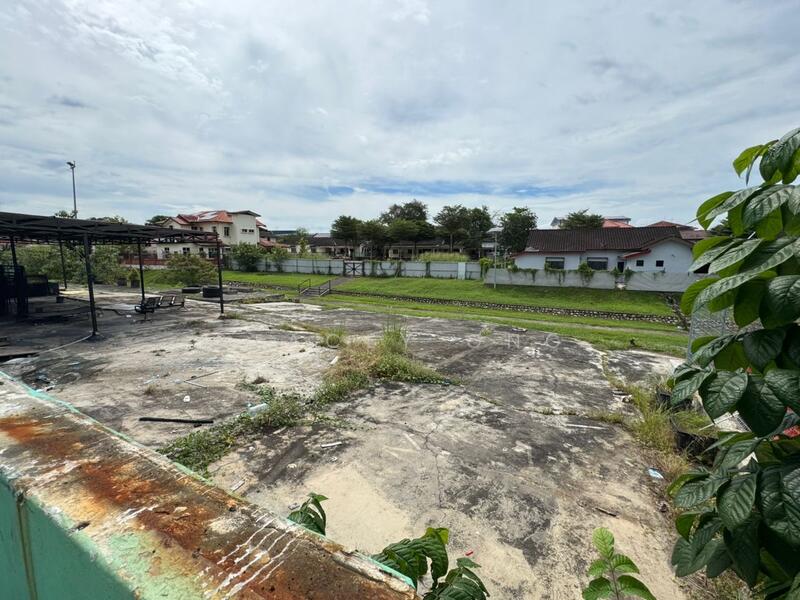 For Rent - Jb town Commercial bungalow for rent