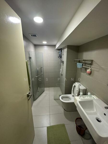 Servis Apartment untuk Disewa di EkoCheras Service Residences - Macs Pang - Bathroom - PropertyGuru.com.my