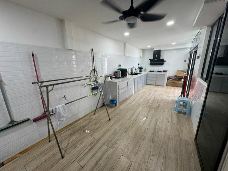 Wet Kitchen & Laundry
