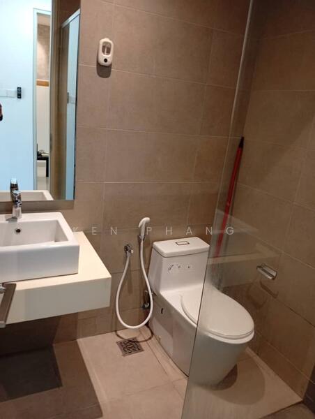 Condominium for Rent at Vivo Residential Suites - Ken Phang - Bathroom - PropertyGuru.com.my