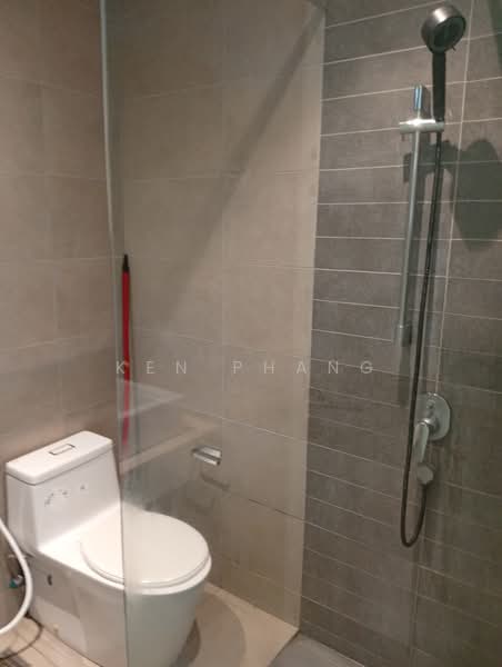 Kondominium untuk Disewa di Vivo Residential Suites - Ken Phang - Bathroom - PropertyGuru.com.my