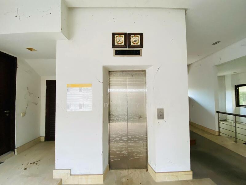 Corridor