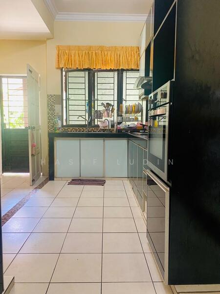 For Rent - Alam Sari