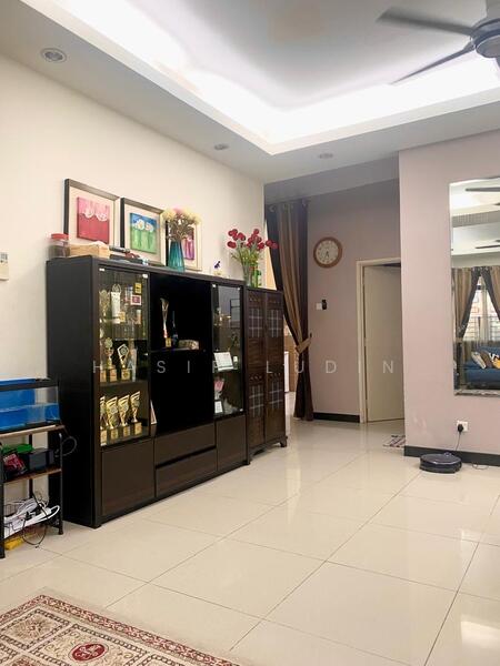 For Rent - Alam Sari