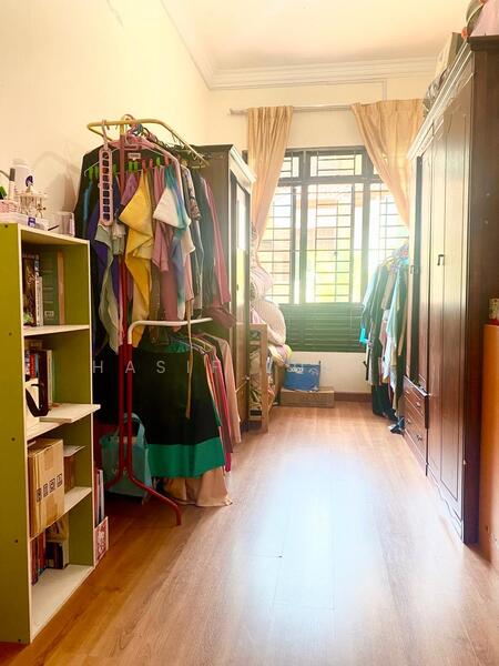 For Rent - Alam Sari