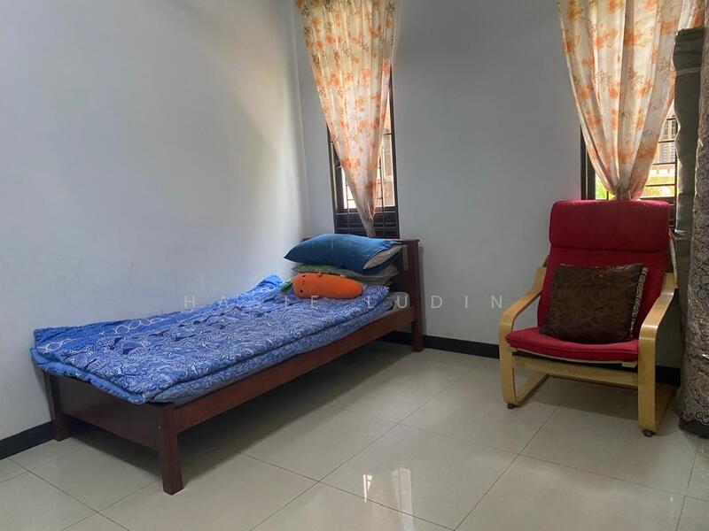 For Rent - Alam Sari