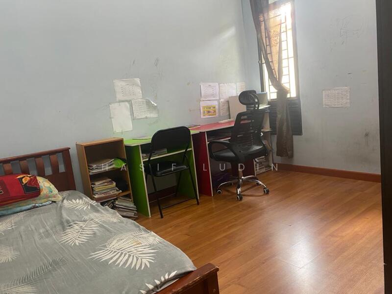 For Rent - Alam Sari