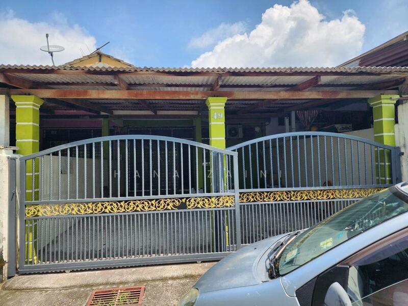 Rumah Teres untuk Dijual di Taman Intan Perdana (Si Rusa) - Hana Zaini - Exterior - PropertyGuru.com.my