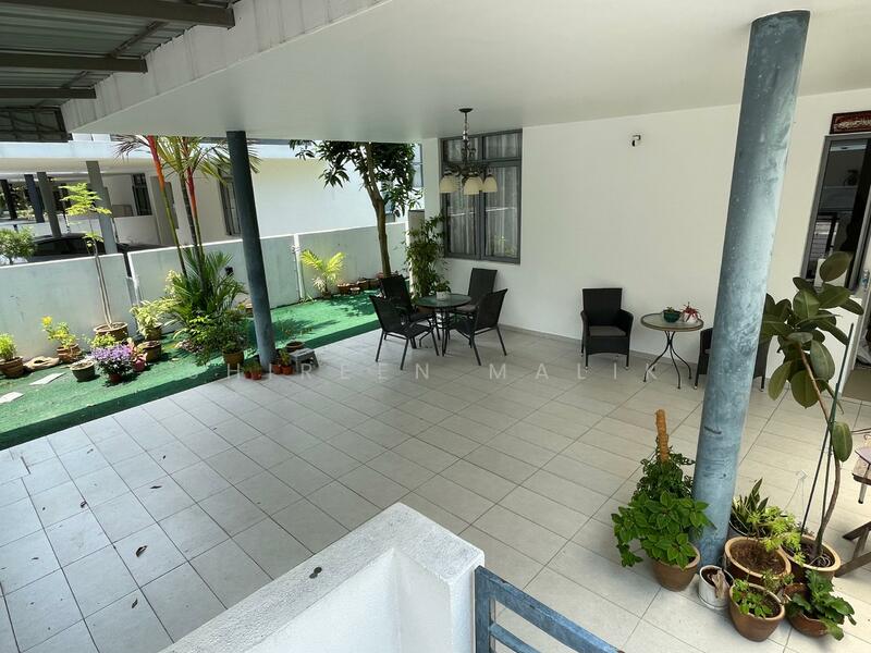 Car porch