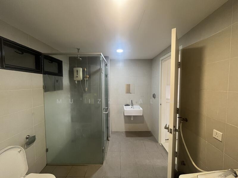 Solstice @ Pan'gaea untuk Untuk Dijual - RM 200,000, Mac 2026 - Bathroom - PropertyGuru.com.my