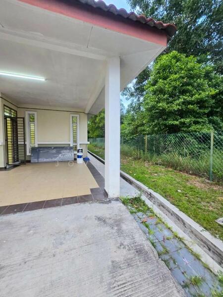 Bungalow for Rent in Bandar Tasik Senangin (Lenggeng) - Jovie Lee - Exterior - PropertyGuru.com.my