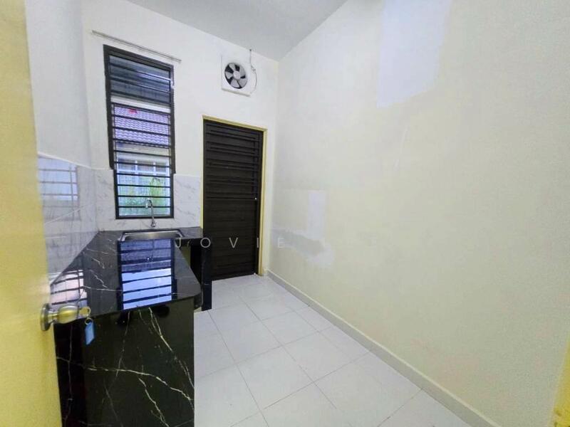 Bungalow for Rent in Bandar Tasik Senangin (Lenggeng) - Jovie Lee - Kitchen - PropertyGuru.com.my