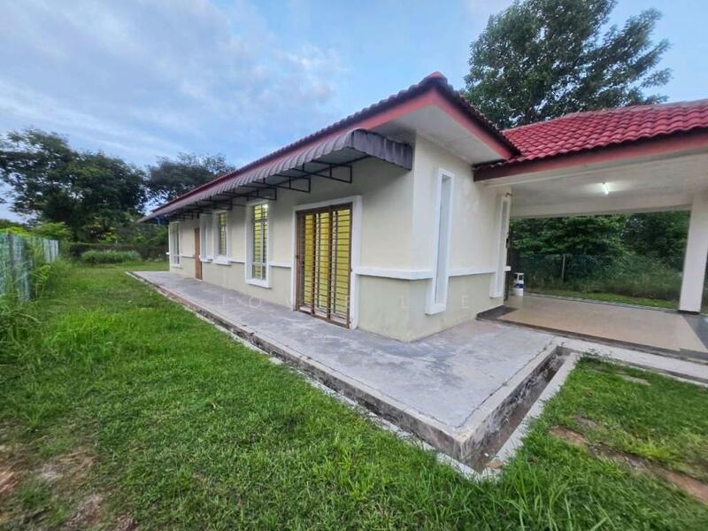 Bungalow for Rent in Bandar Tasik Senangin (Lenggeng) - Jovie Lee - Exterior - PropertyGuru.com.my