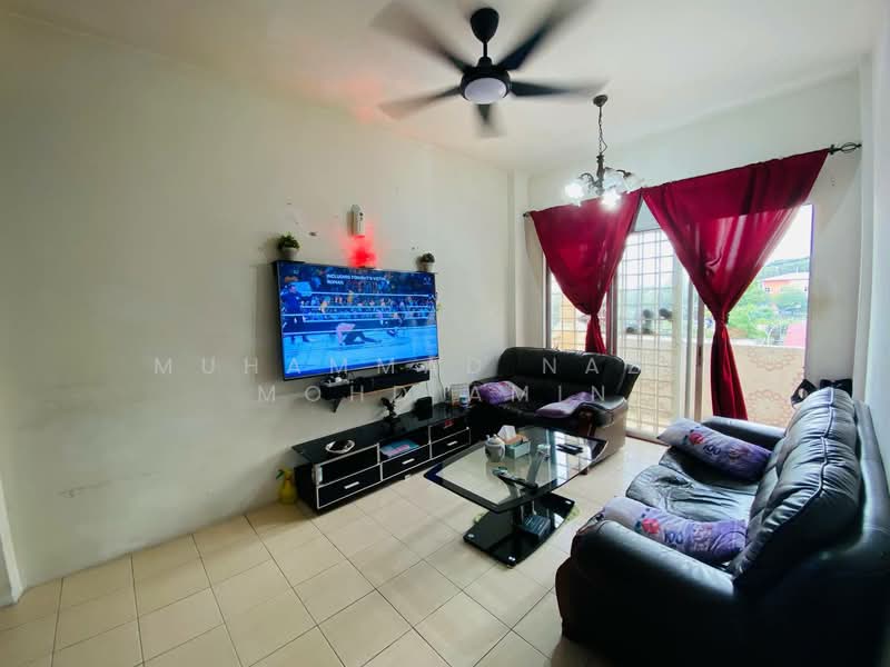 Apartment for Sale at Apartment Minang Ria 2 - Muhammad Nazli Mohd Amin - Living Room - PropertyGuru.com.my