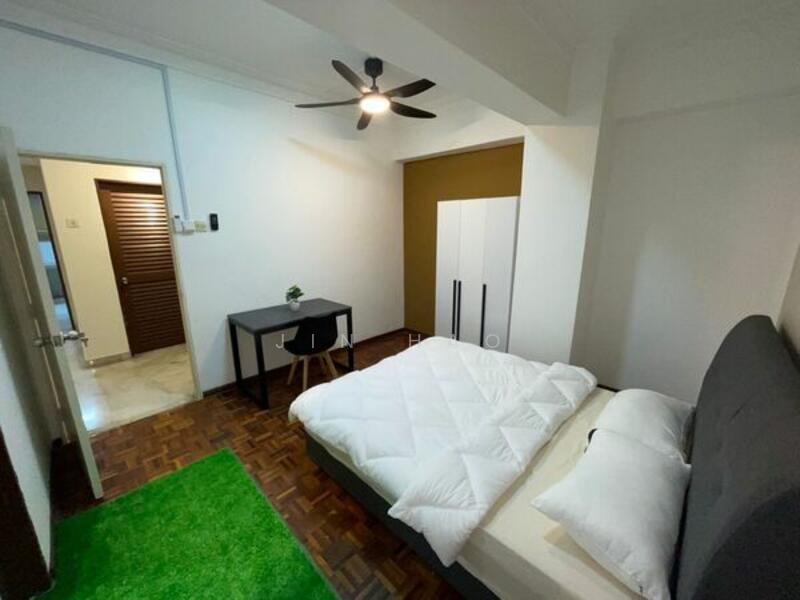 Bedroom