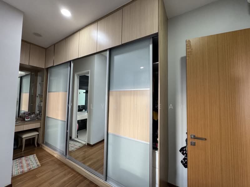 Condominium for Sale at Sky Condominium (Skyz Residence) - Evelyn Cheah - Bedroom - PropertyGuru.com.my