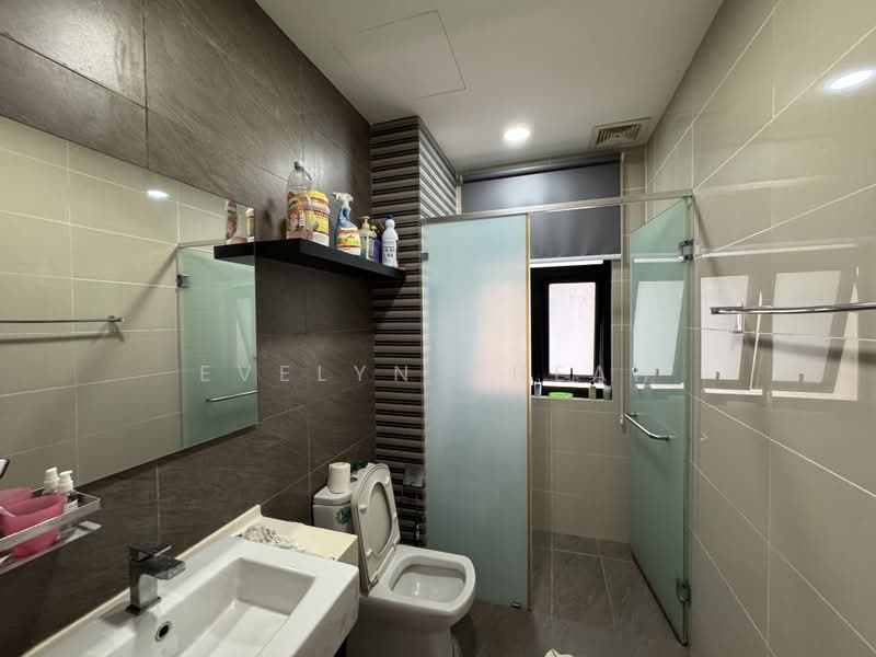Condominium for Sale at Sky Condominium (Skyz Residence) - Evelyn Cheah - Bathroom - PropertyGuru.com.my