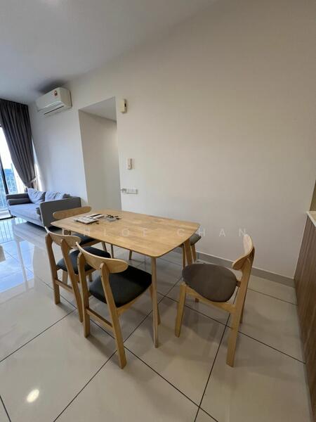 Kediaman Servis untuk Disewa di Millerz Square Serviced Residence - Chloe Chan - Dining Room - PropertyGuru.com.my