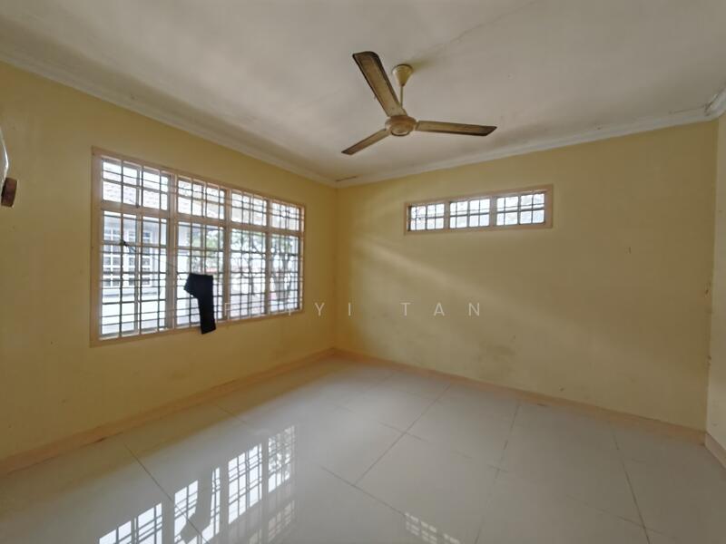 For Sale - Taman Nusa Perintis 1