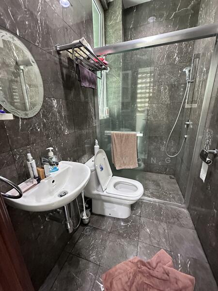 Untuk Dijual - Corner unit 3 Storey terrace house Pulau Tikus