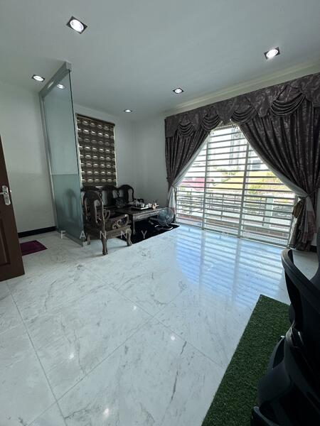 Untuk Dijual - Corner unit 3 Storey terrace house Pulau Tikus