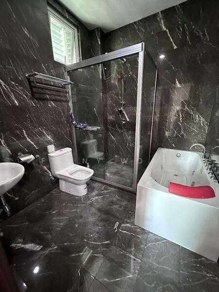 Untuk Dijual - Corner unit 3 Storey terrace house Pulau Tikus