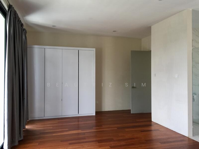 For Sale - La Promenade Precinct Premiere