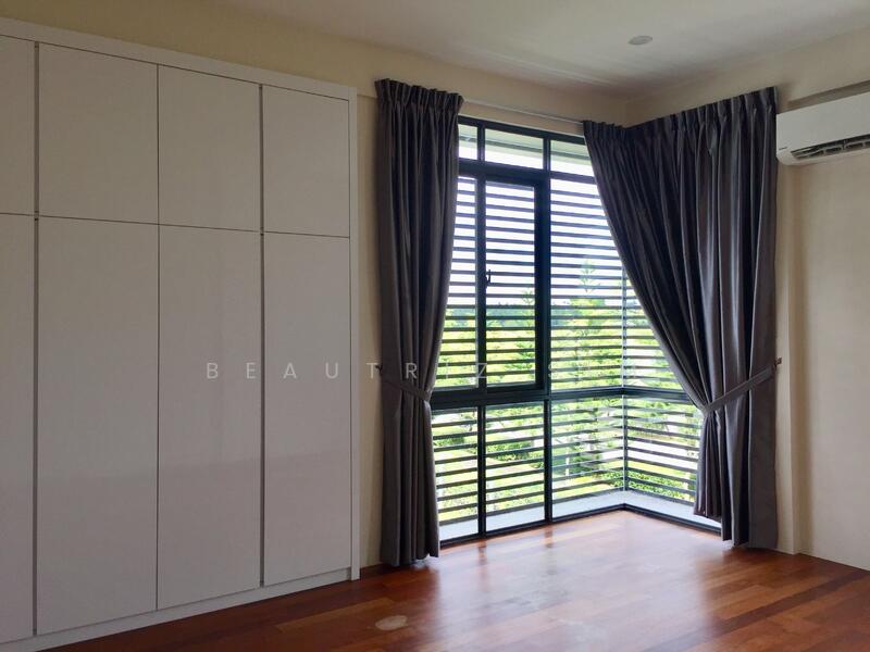 For Sale - La Promenade Precinct Premiere