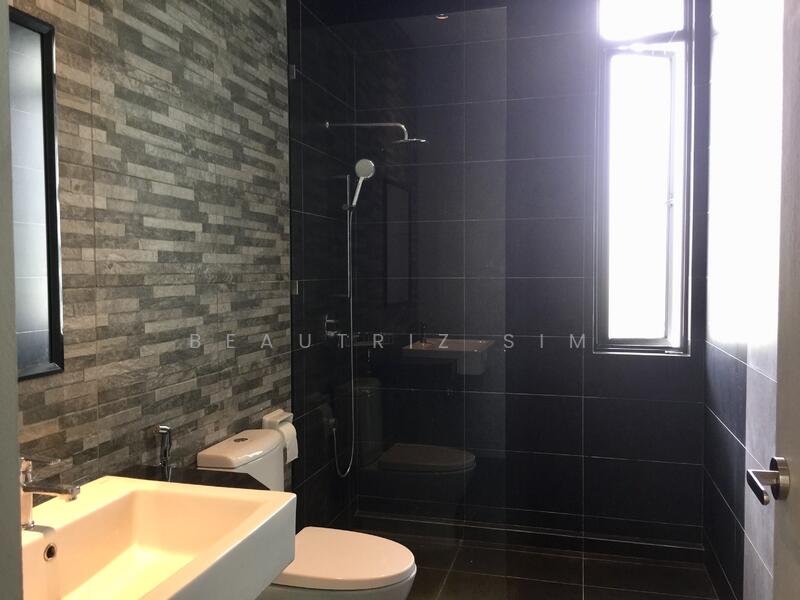 For Sale - La Promenade Precinct Premiere