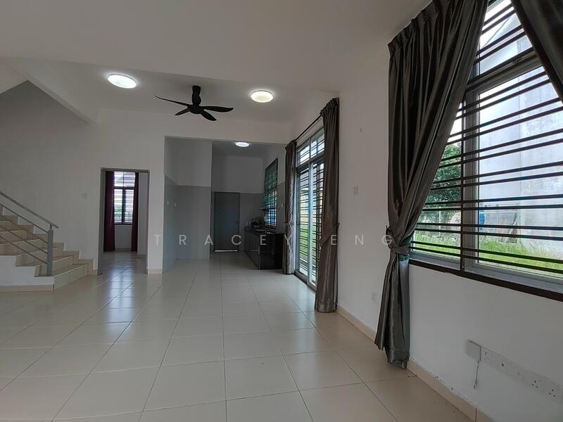 Spacious Living Room