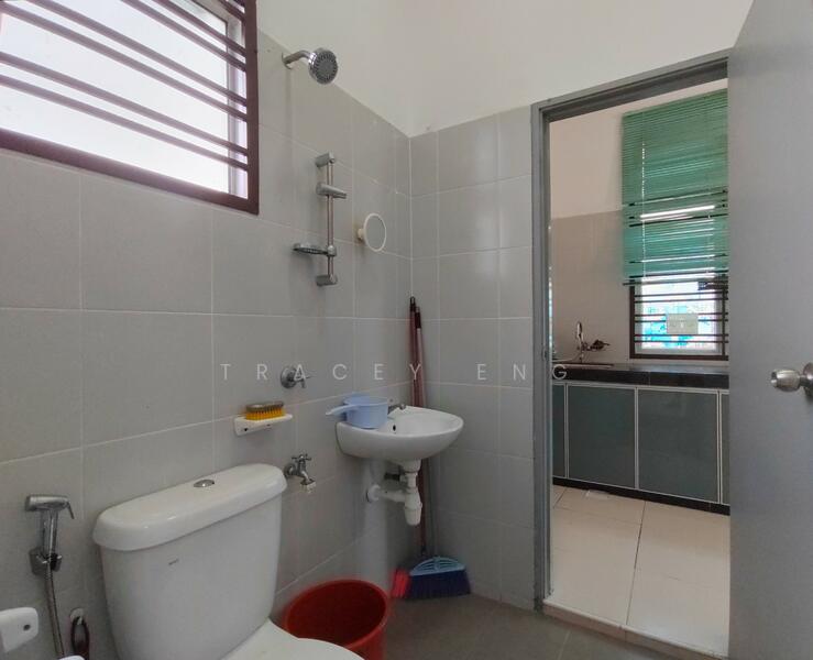 Common Bathroom