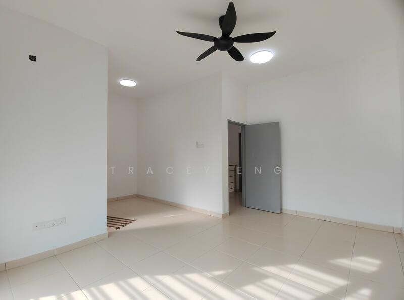 Specious Master Bedroom
