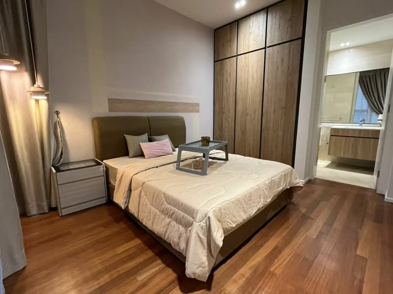 Service Residence for Sale at 10 Stonor - Angeel Loke - Bedroom - PropertyGuru.com.my