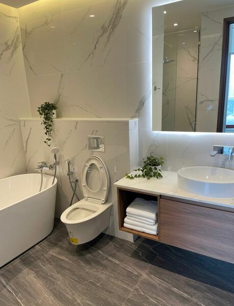 Servis Apartment untuk Disewa di Core Residence @ TRX - Angeel Loke - Bathroom - PropertyGuru.com.my