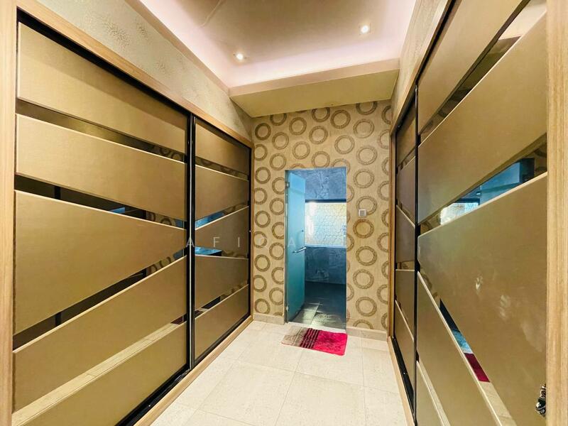Corridor