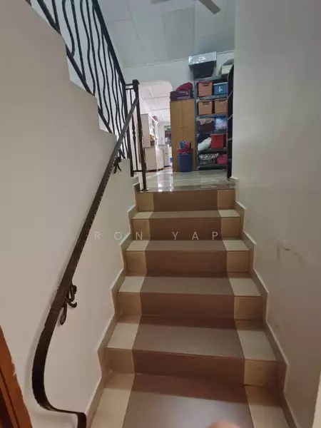 1.5-storey Terraced House for Sale in Taman Bukit Maluri (Kepong) - Ron Yap - Corridor - PropertyGuru.com.my