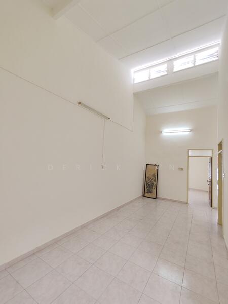 1-storey Terraced House for Sale in Bayan Baru (Penang) - Derick Tan - Corridor - PropertyGuru.com.my