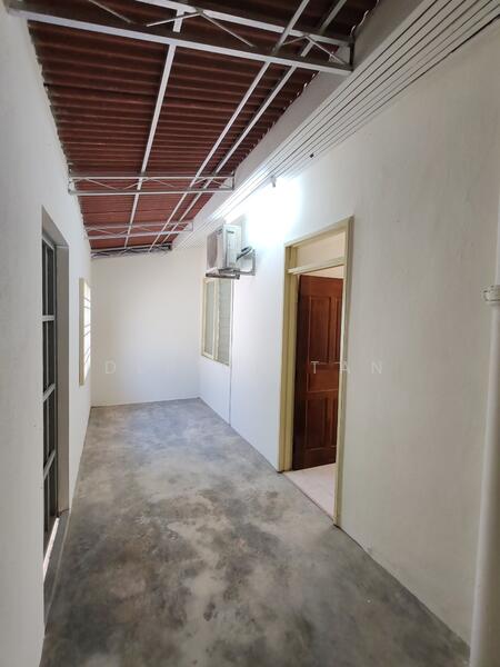 1-storey Terraced House for Sale in Bayan Baru (Penang) - Derick Tan - Corridor - PropertyGuru.com.my