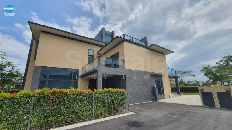 For Sale - forest city Fringe Vila