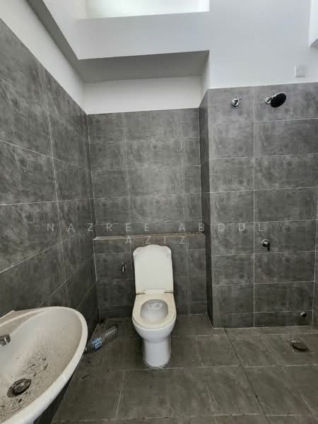 2-storey Terraced House for Sale in Dengkil (Selangor) - Nazree Abdul Aziz - Bathroom - PropertyGuru.com.my