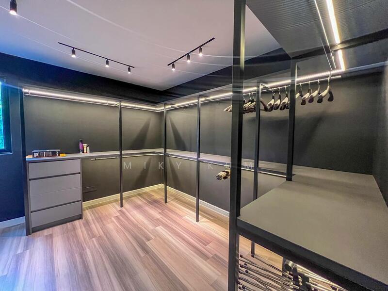 Closet