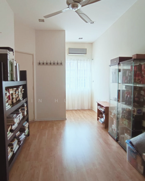 3-storey Terraced House for Sale in Taman Bukit Segar Jaya 2 (Cheras) - Min Hui Choo - Living Room - PropertyGuru.com.my