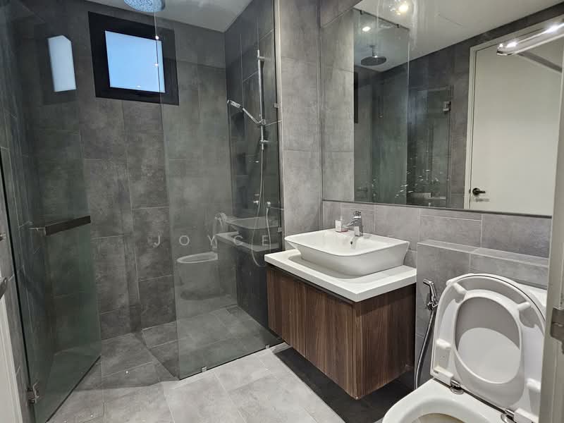 Service Residence for Sale at Ativo Suites @ Damansara Avenue - Joyce Chee - Bathroom - PropertyGuru.com.my