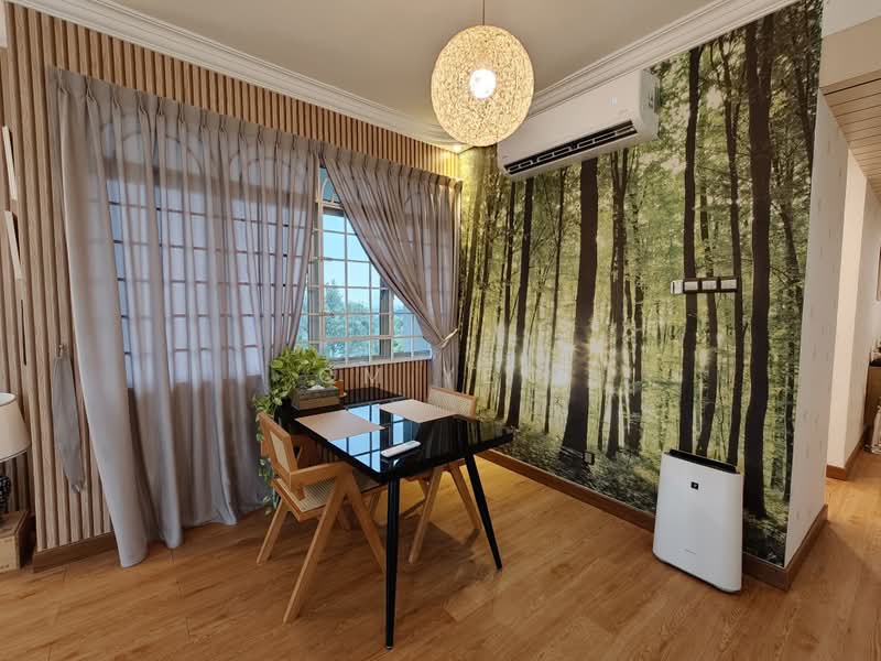 Pangsapuri untuk Dijual di Mon Bisca - CM Yen - Dining Room - PropertyGuru.com.my