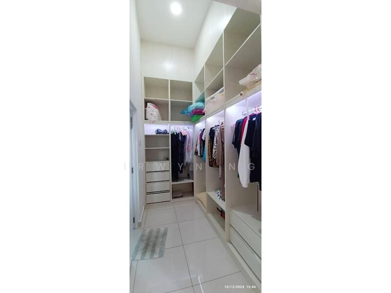 Closet